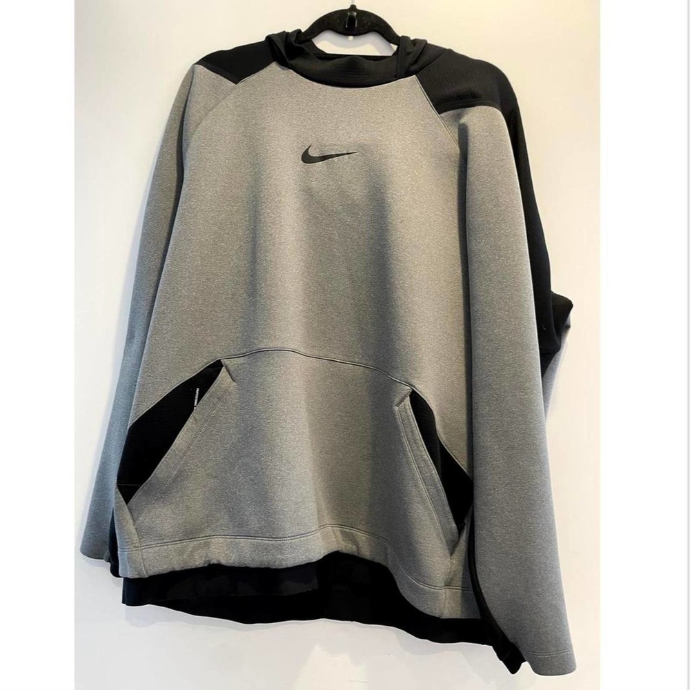 Nike dry fit hoodie in standard